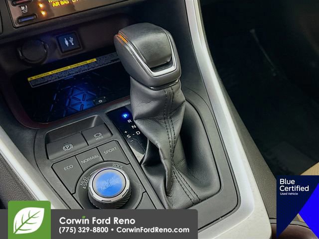 Used 2019 Toyota RAV4 Limited w/ Advanced Technology Package AWD/4WD image 21