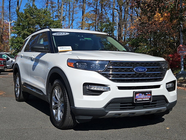 Certified 2023 Ford Explorer XLT w/ Equipment Group 202A image 2