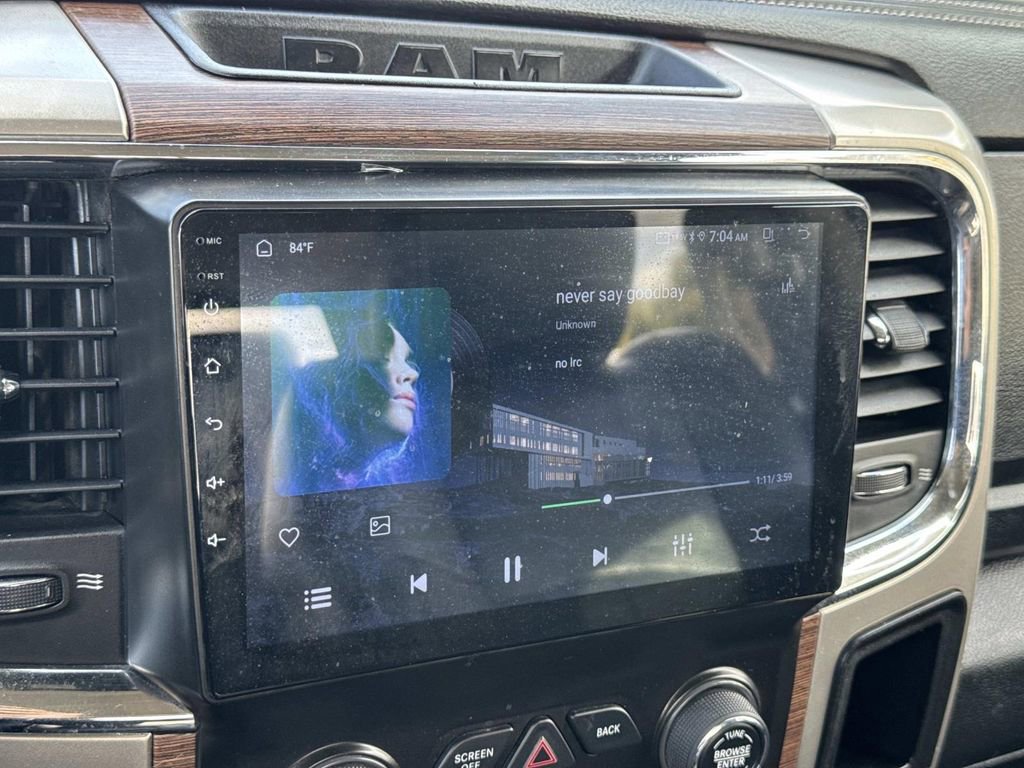 Used 2018 RAM 1500 Laramie w/ Convenience Group image 13