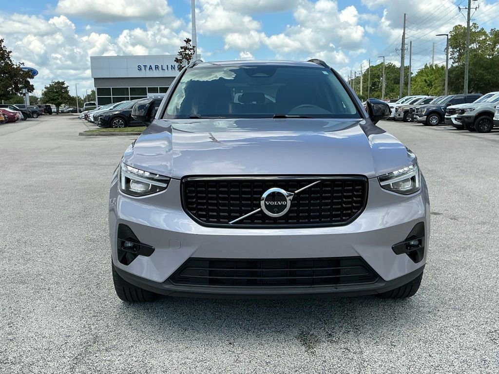 Used 2026 Volvo XC40 B5 Plus AWD/4WD image 17