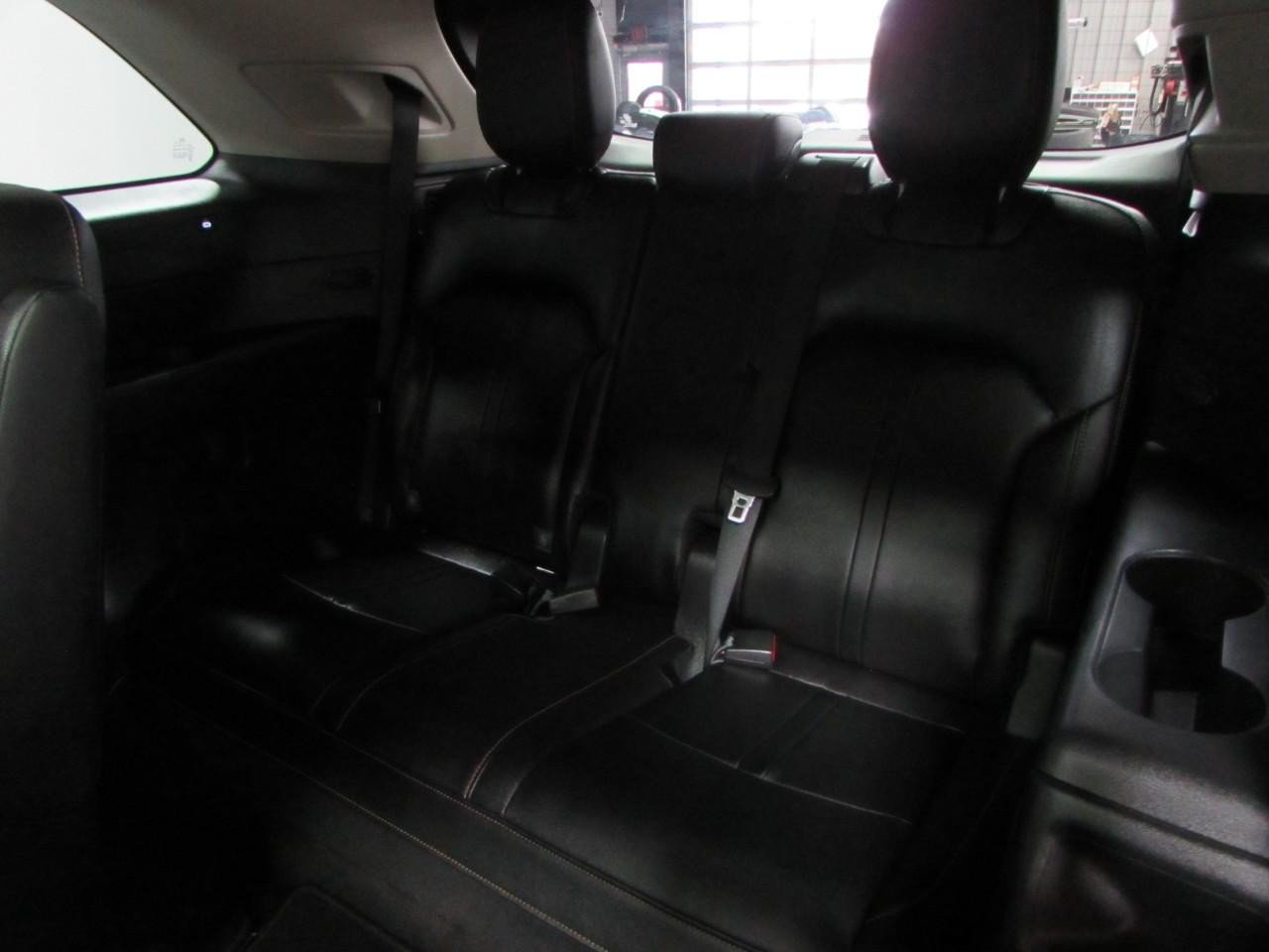 Used 2024 MAZDA CX-90 3.3 Turbo w/ Premium Package AWD/4WD image 16