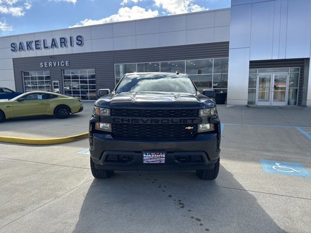 Used 2021 Chevrolet Silverado 1500 Custom image 2