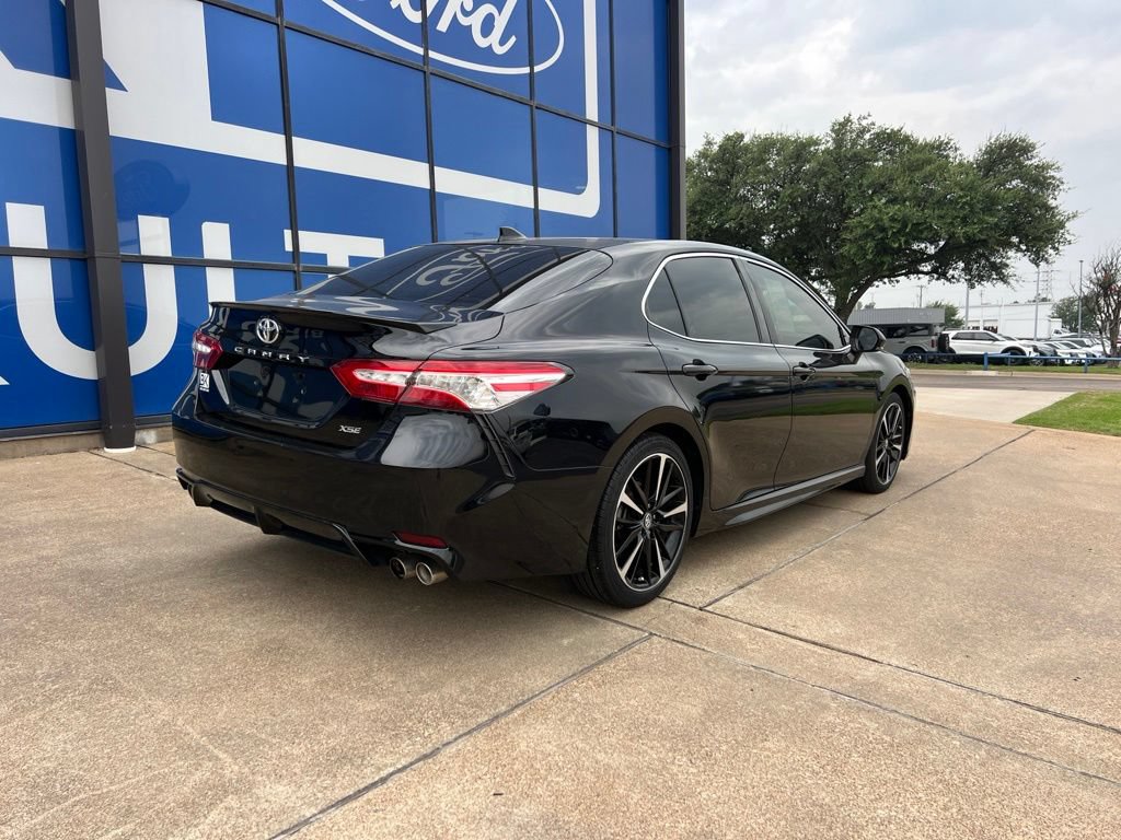 Used 2020 Toyota Camry XSE FWD image 8