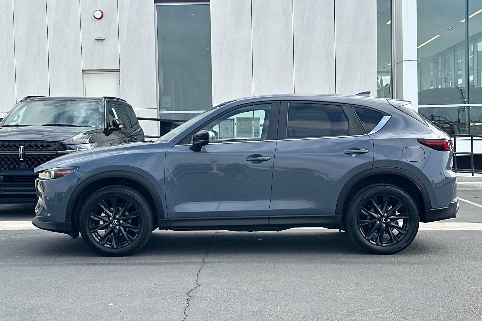 Used 2024 MAZDA CX-5 Carbon Edition AWD/4WD image 6