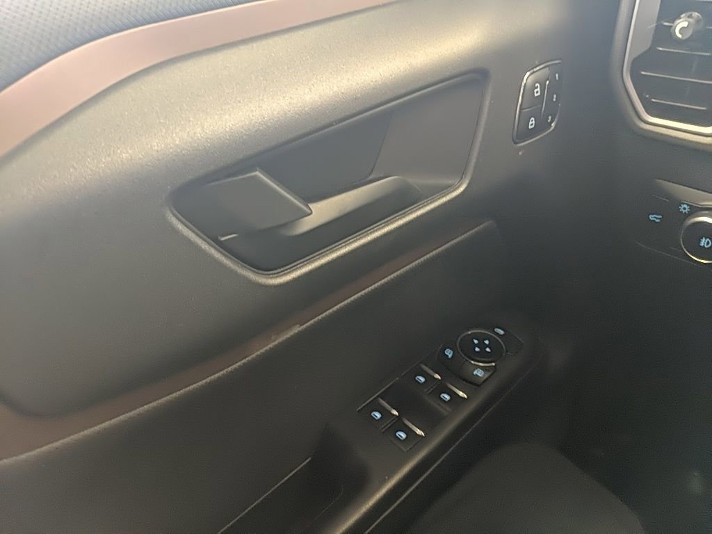 Certified 2025 Ford Bronco Sport Outer Banks w/ Outer Banks Tech Package+ image 28