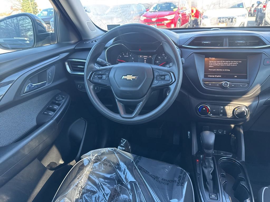 Used 2023 Chevrolet TrailBlazer LT image 46