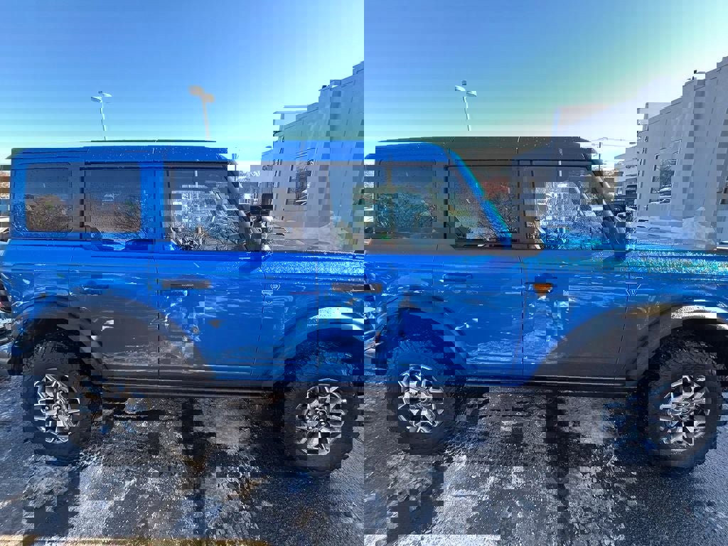 Certified 2025 Ford Bronco Badlands AWD/4WD image 6