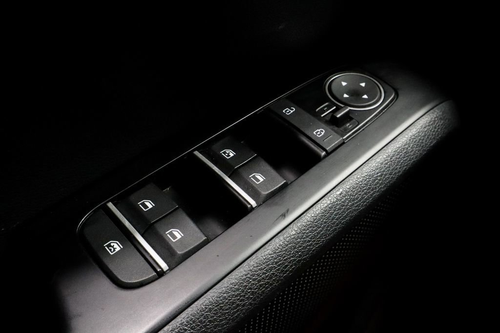 Used 2020 Kia Soul GT-Line Turbo image 26