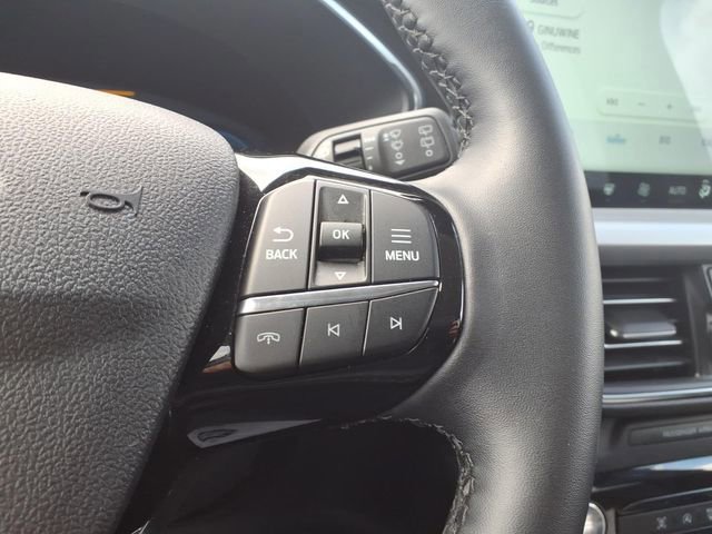 Certified 2025 Ford Escape Platinum image 16