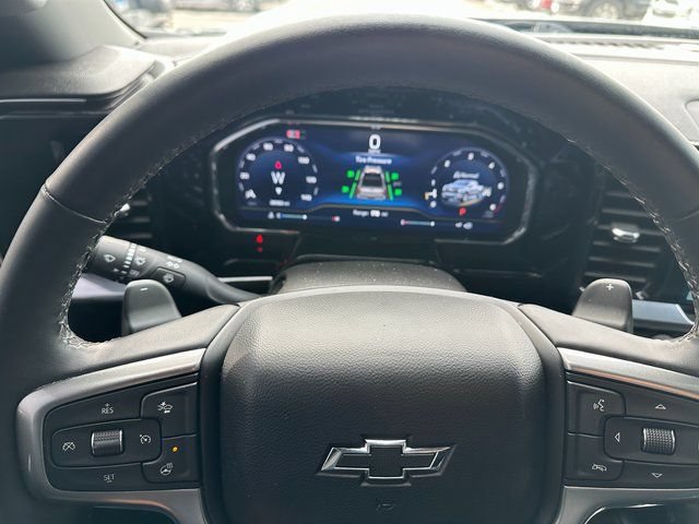 Used 2024 Chevrolet Silverado 1500 RST AWD/4WD image 21