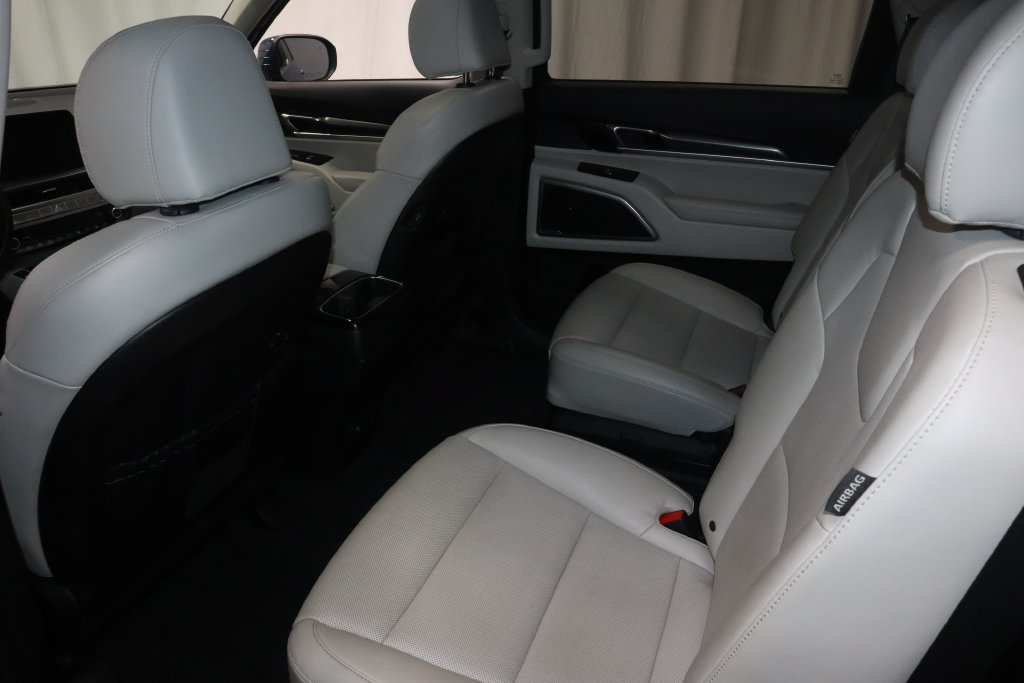 Used 2023 Kia Telluride S w/ S Sunroof Package FWD image 21