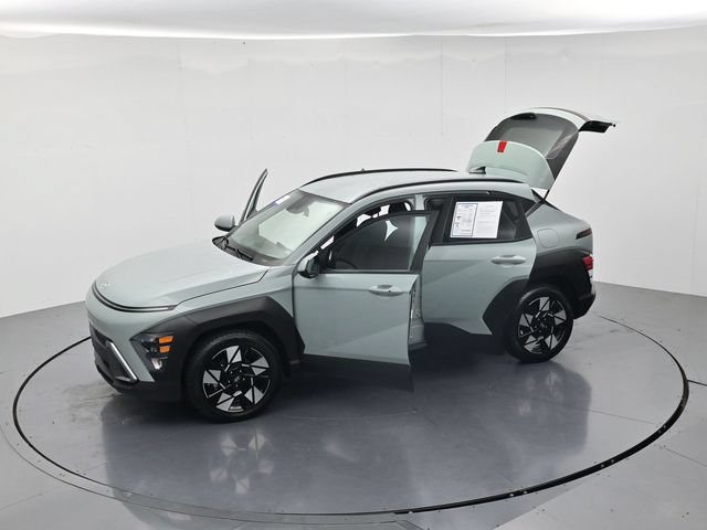 Used 2024 Hyundai Kona SEL FWD image 48