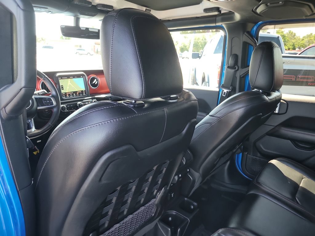 Used 2021 Jeep Gladiator Rubicon AWD/4WD image 10