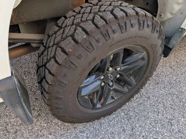 Used 2019 Chevrolet Silverado 1500 LT Trail Boss AWD/4WD image 7