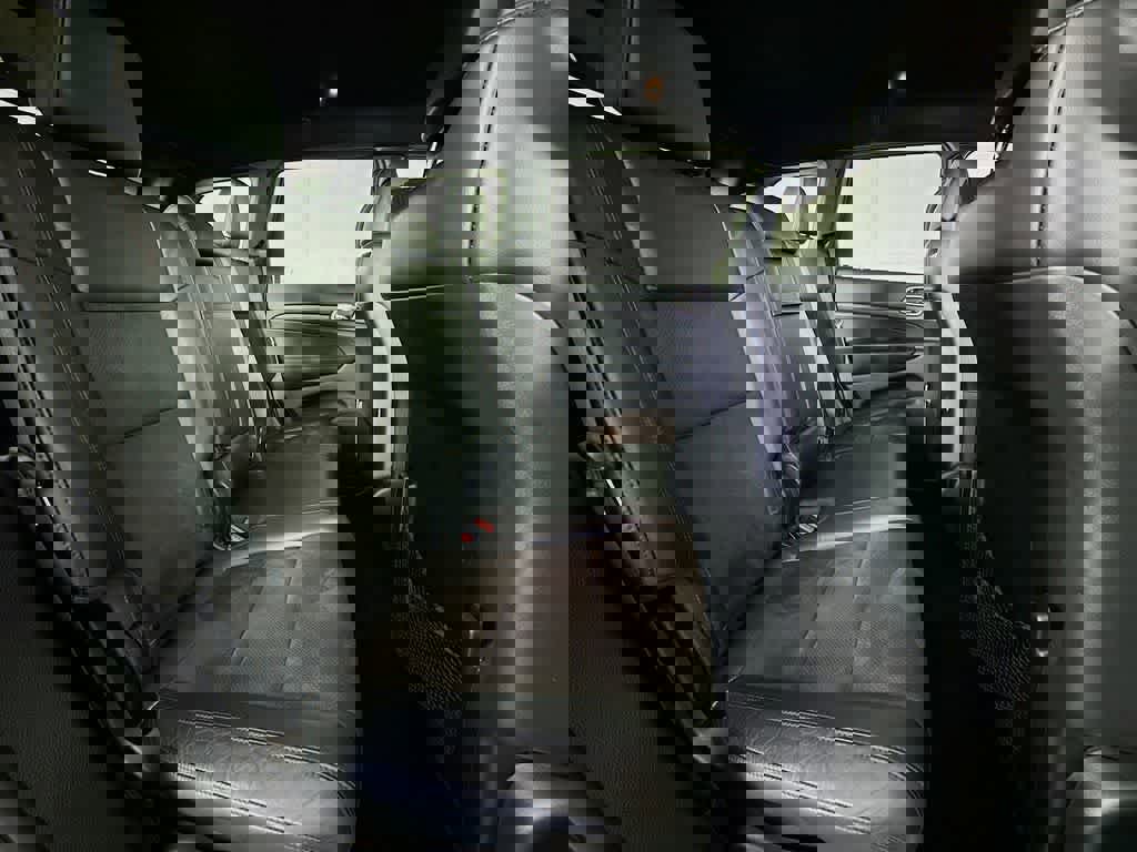 Used 2020 Jeep Grand Cherokee Altitude image 31