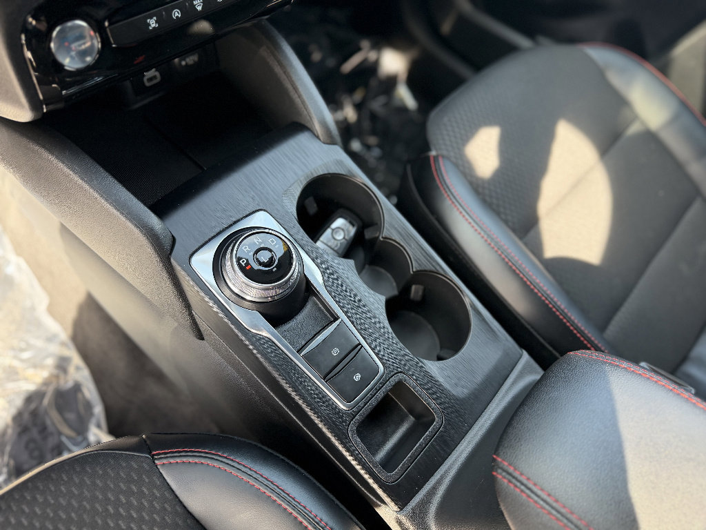 Certified 2024 Ford Escape ST-Line w/ Tech Pack #1 image 15