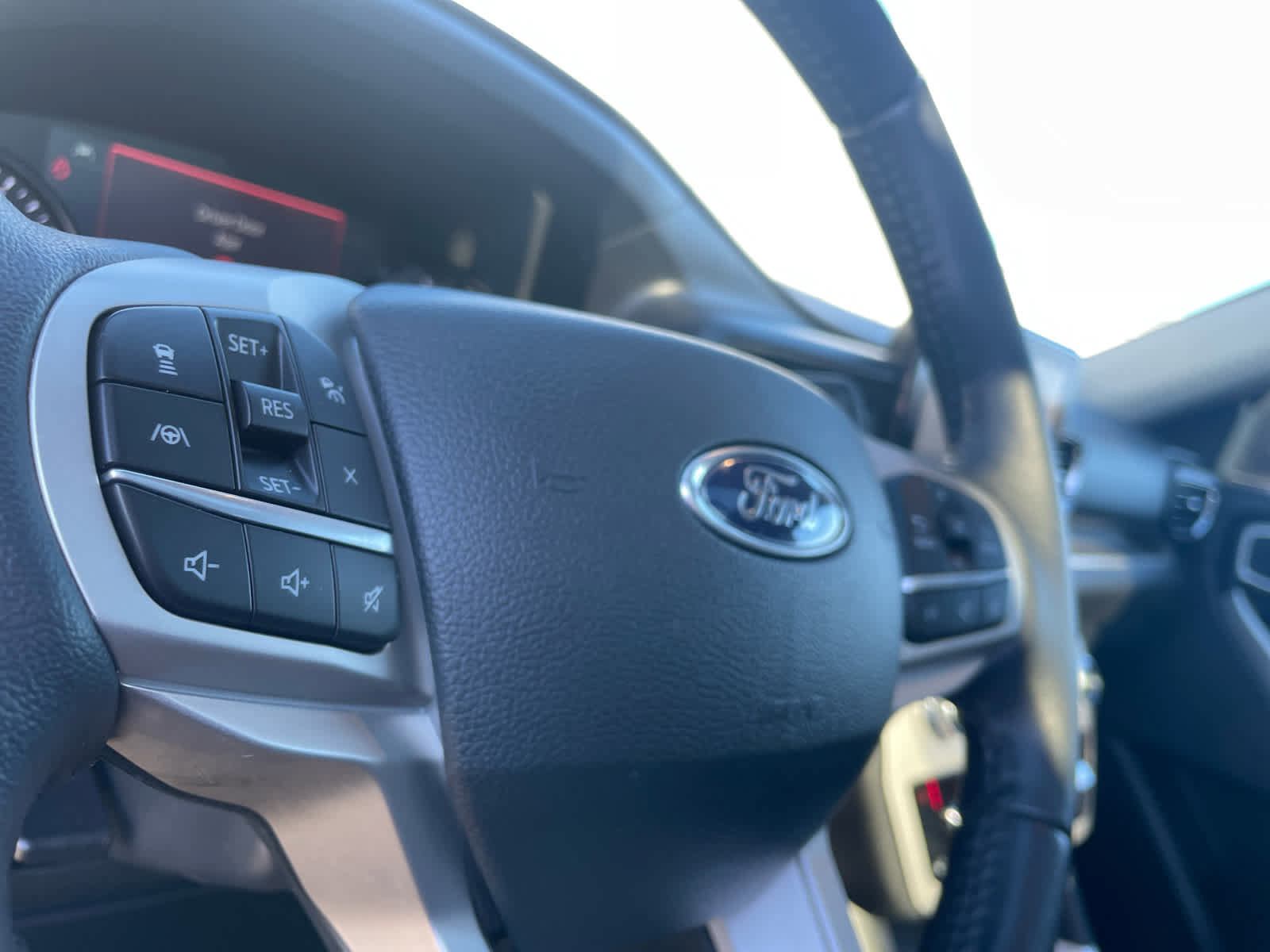 Certified 2023 Ford Explorer XLT w/ Equipment Group 202A image 13