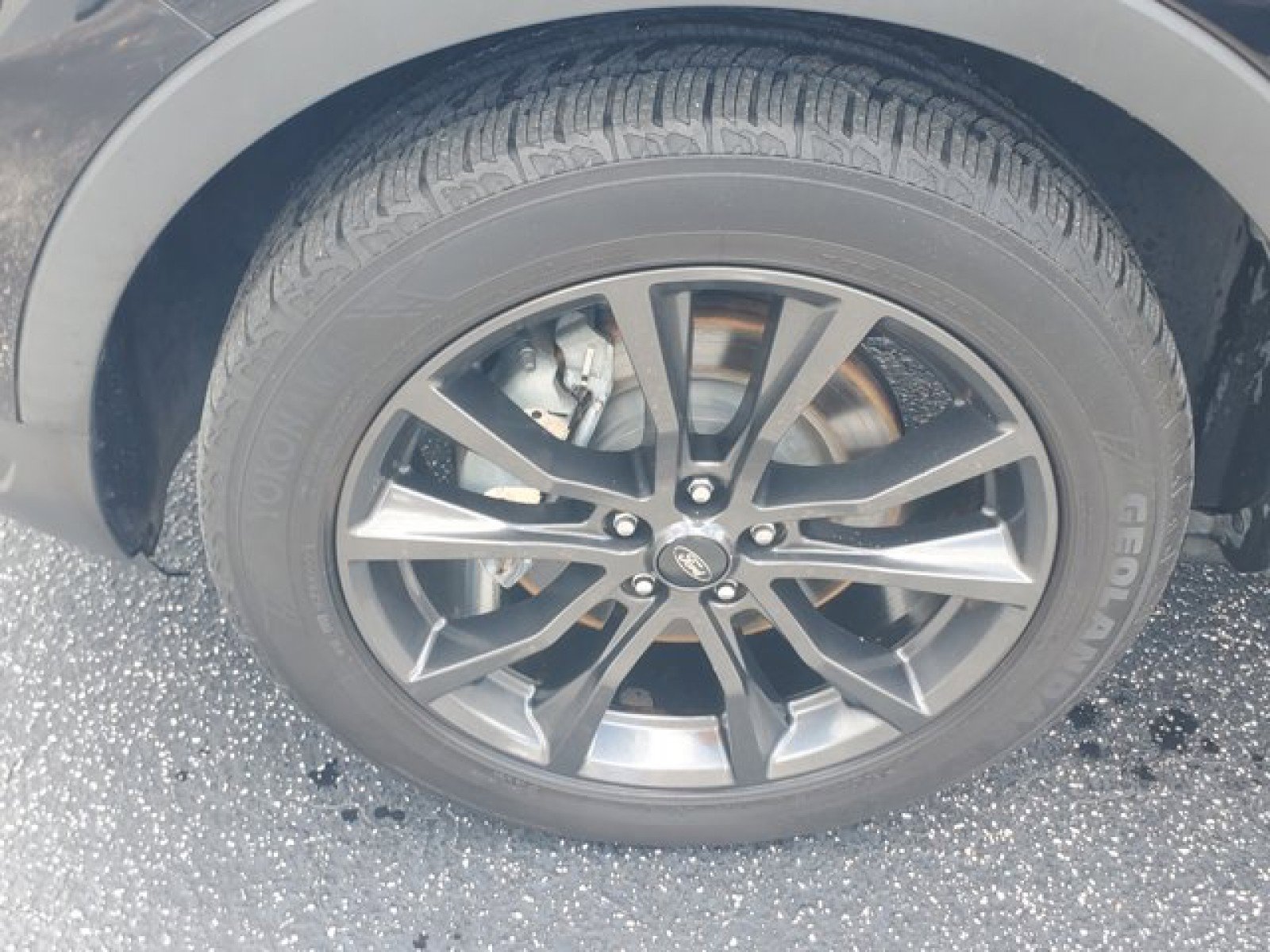 Certified 2019 Ford Explorer XLT w/ Equipment Group 202A FWD image 4