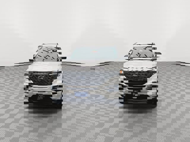 Certified 2021 Ford Explorer XLT w/ Equipment Group 202A image 40