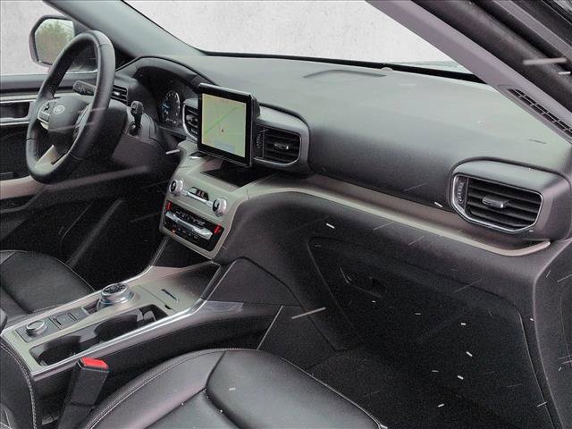 Certified 2022 Ford Explorer XLT w/ Equipment Group 202A image 22