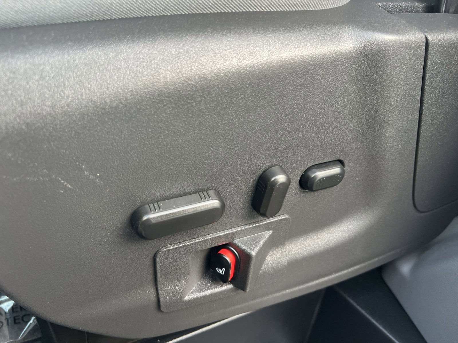 Certified 2018 Ford Transit 150 XLT image 14