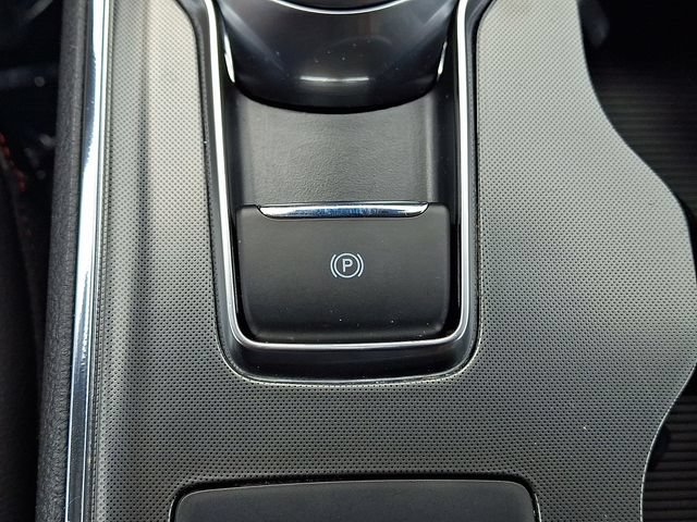 Certified 2024 Ford Edge ST-Line AWD/4WD image 25