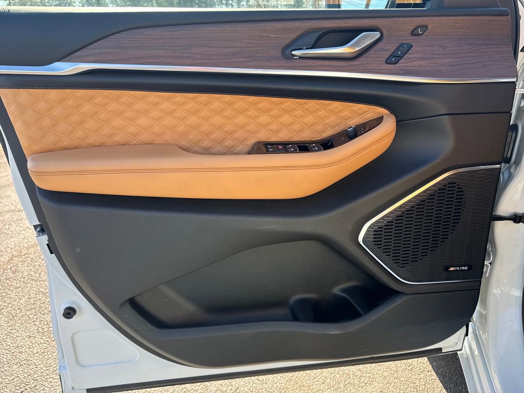 Used 2022 Jeep Grand Cherokee Summit w/ Adv Protech Group IV image 17