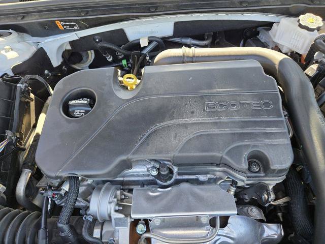 Used 2025 Chevrolet Malibu LT FWD image 32