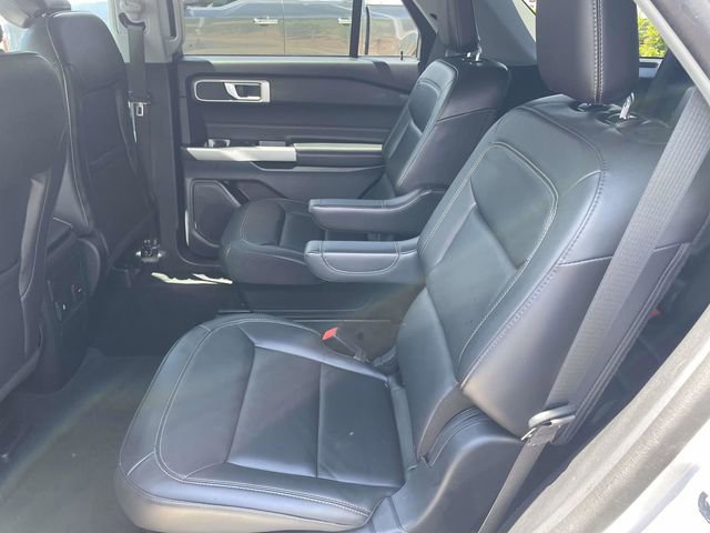 Certified 2023 Ford Explorer XLT w/ Equipment Group 202A AWD/4WD image 24