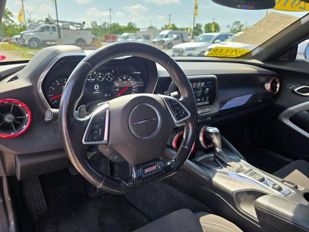 Used 2018 Chevrolet Camaro SS RWD image 14