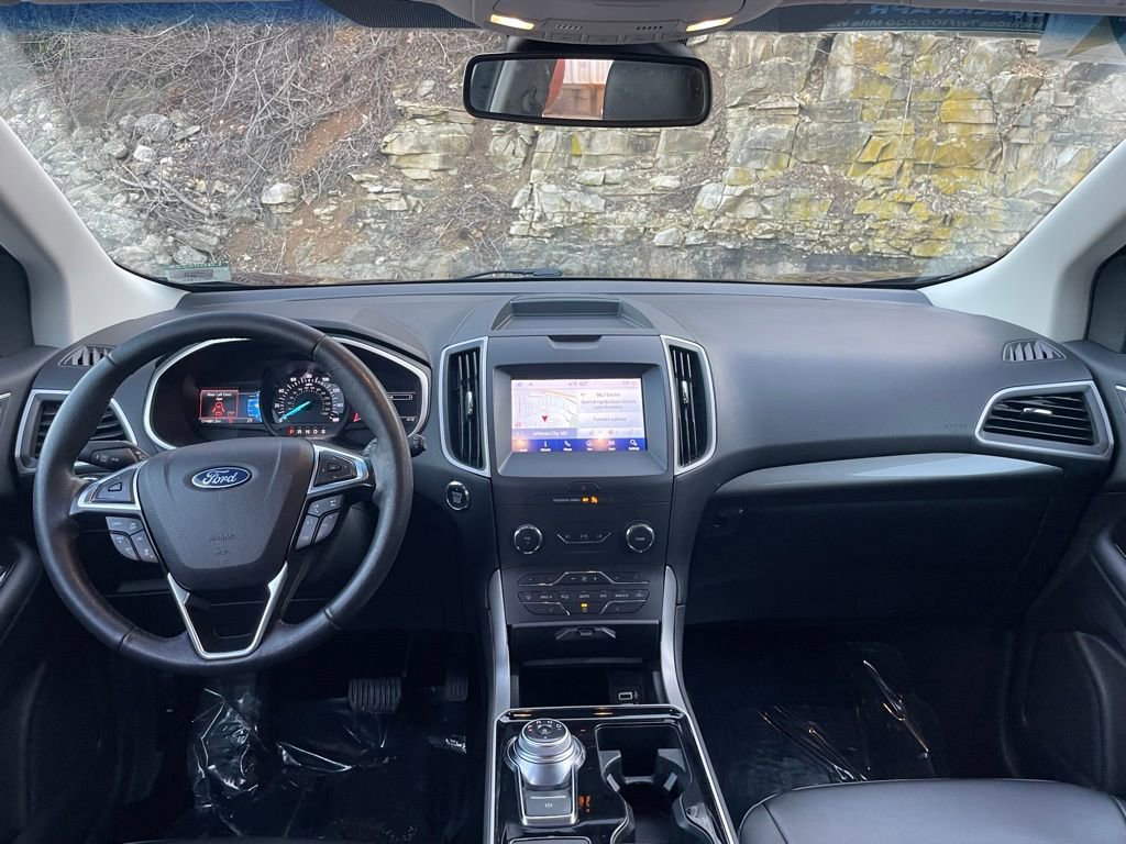 Certified 2020 Ford Edge SEL w/ Convenience Package image 12