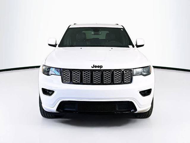 Used 2022 Jeep Grand Cherokee Laredo X AWD/4WD image 6