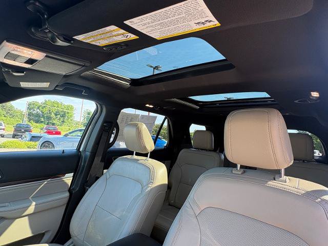 Certified 2018 Ford Explorer Limited w/ Equipment Group 301A FWD image 13