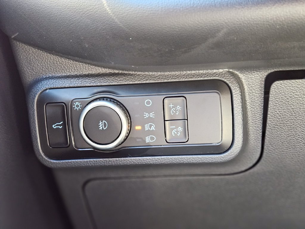Certified 2025 Ford Explorer ST-Line AWD/4WD image 26