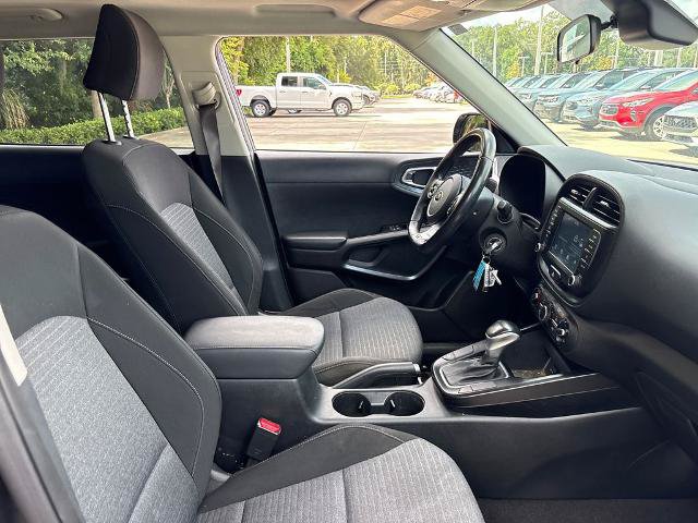 Used 2021 Kia Soul GT-Line FWD image 28