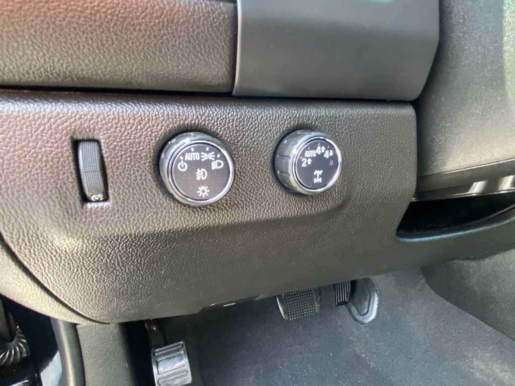 Used 2020 GMC Canyon SLE w/ Elevation Edition AWD/4WD image 12