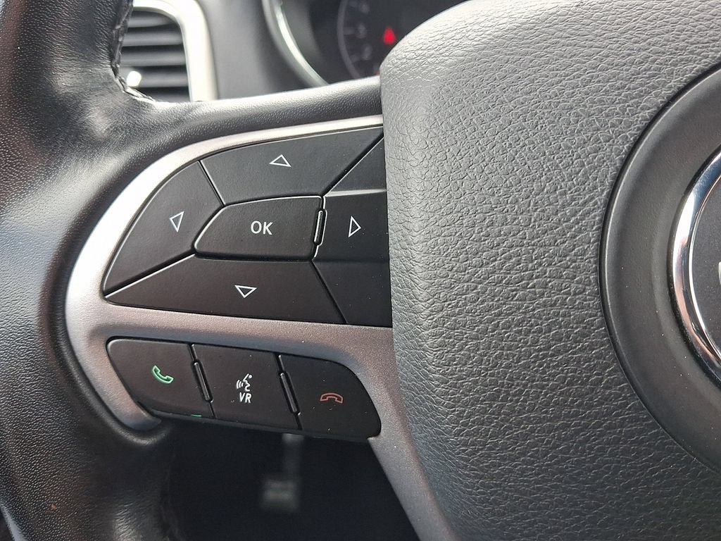 Used 2022 Jeep Grand Cherokee Limited AWD/4WD image 22