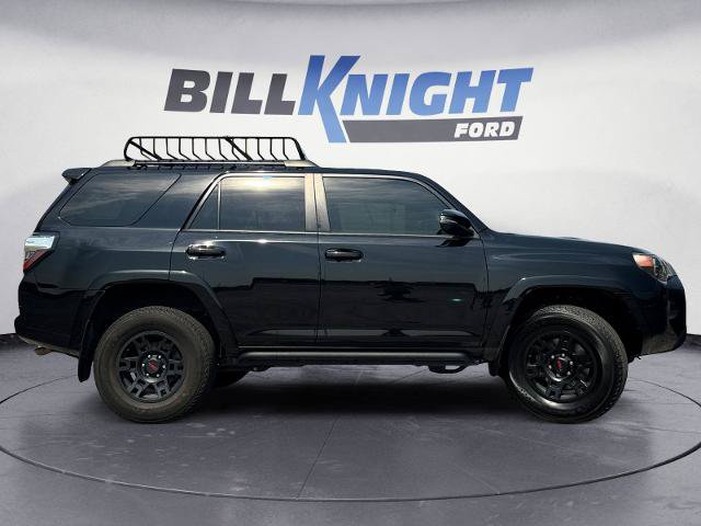 Used 2021 Toyota 4Runner Venture w/ Moonroof Package AWD/4WD image 6