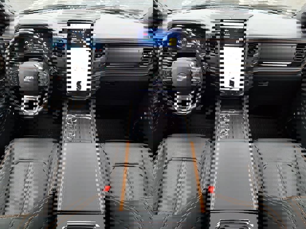 Certified 2023 Ford Expedition Platinum image 24