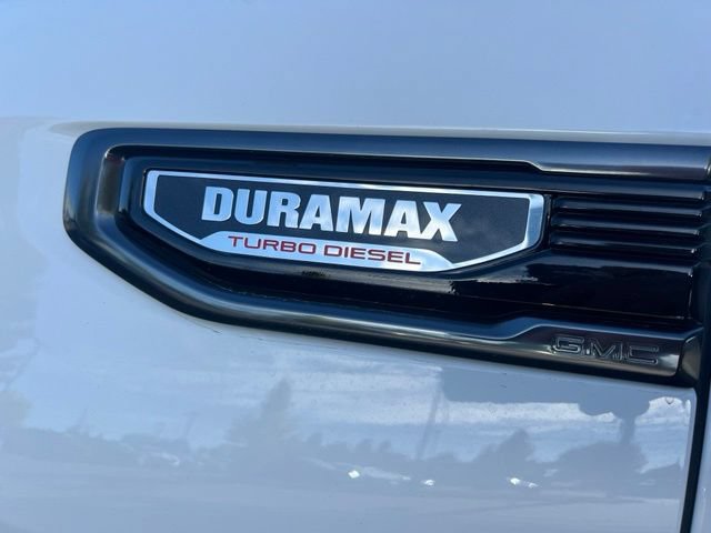 Used 2023 GMC Sierra 1500 AT4 w/ AT4 Premium Package AWD/4WD image 6