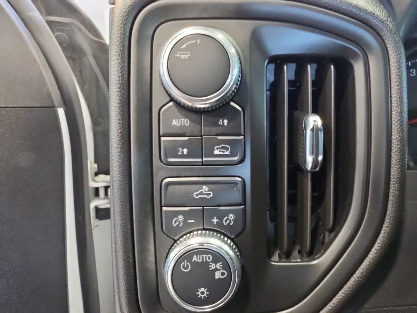 Used 2023 GMC Sierra 1500 Pro w/ Fleet Convenience Package AWD/4WD image 19