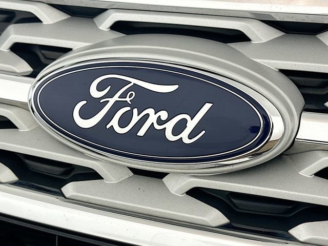 Certified 2019 Ford Explorer XLT w/ Equipment Group 201A image 26