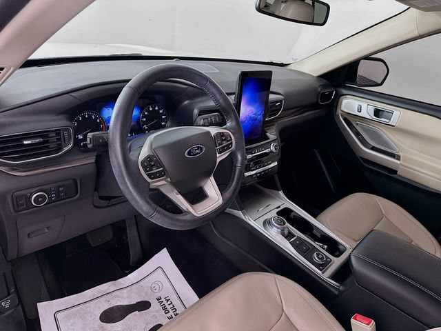 Certified 2023 Ford Explorer Limited w/ Limited Technology Package AWD/4WD image 15