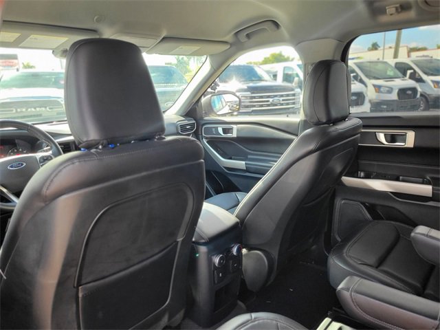 Certified 2020 Ford Explorer XLT w/ Equipment Group 202A image 9