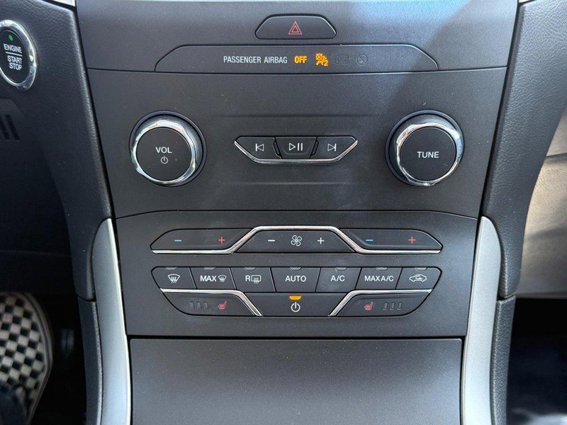 Certified 2020 Ford Edge SEL w/ Convenience Package FWD image 22