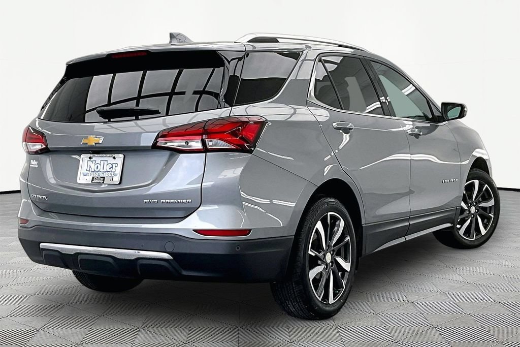 Used 2023 Chevrolet Equinox Premier AWD/4WD image 2