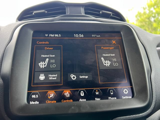 Used 2023 Jeep Renegade Altitude w/ Convenience Group I AWD/4WD image 5