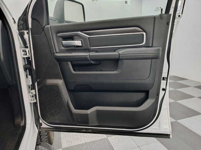Used 2025 RAM 2500 Big Horn AWD/4WD image 13