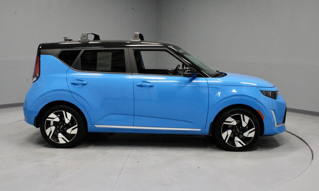 Used 2024 Kia Soul GT-Line FWD image 11