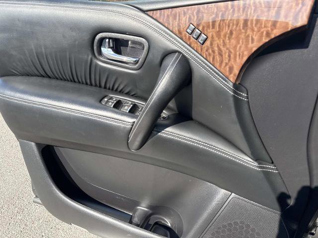 Used 2020 Nissan Armada Platinum w/ Captain's Chairs Package RWD image 15